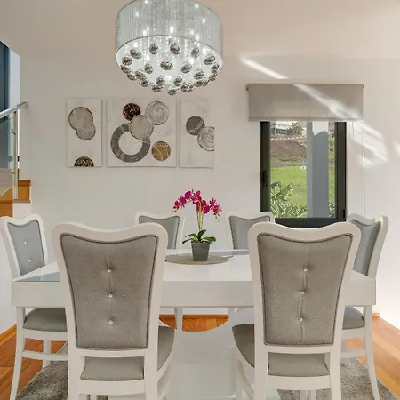 Countryside Charm House By Madeira