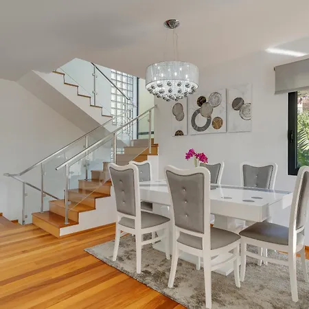 Дом отдыха Countryside Charm House By Madeira Камара-де-Лобуш