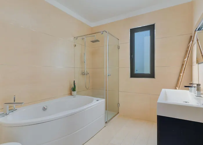 Countryside Charm House By Madeira 度假居 *