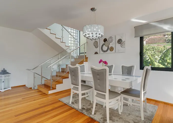 度假居 Countryside Charm House By Madeira 卡马拉-德洛布什